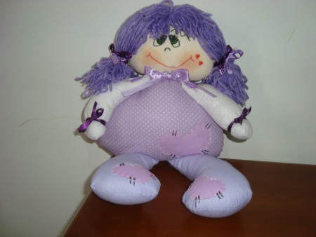 008-Boneca Carla R$38,00